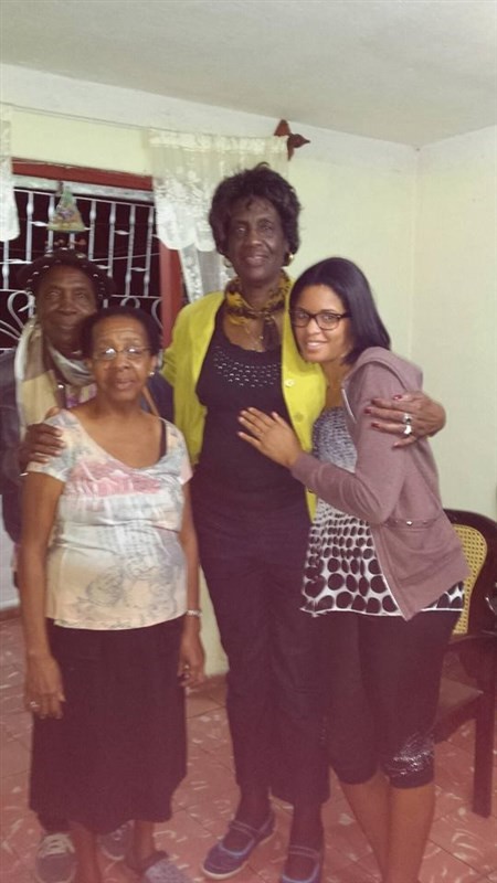 With cousin Silvia and her grand-daughter Diana